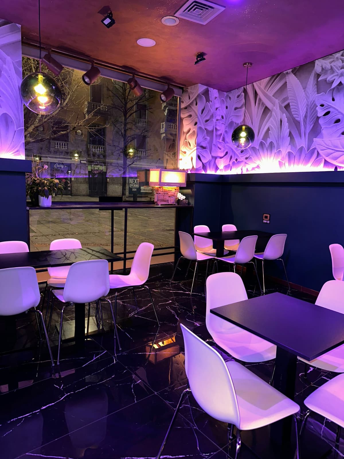 Zero7 Lounge Bar