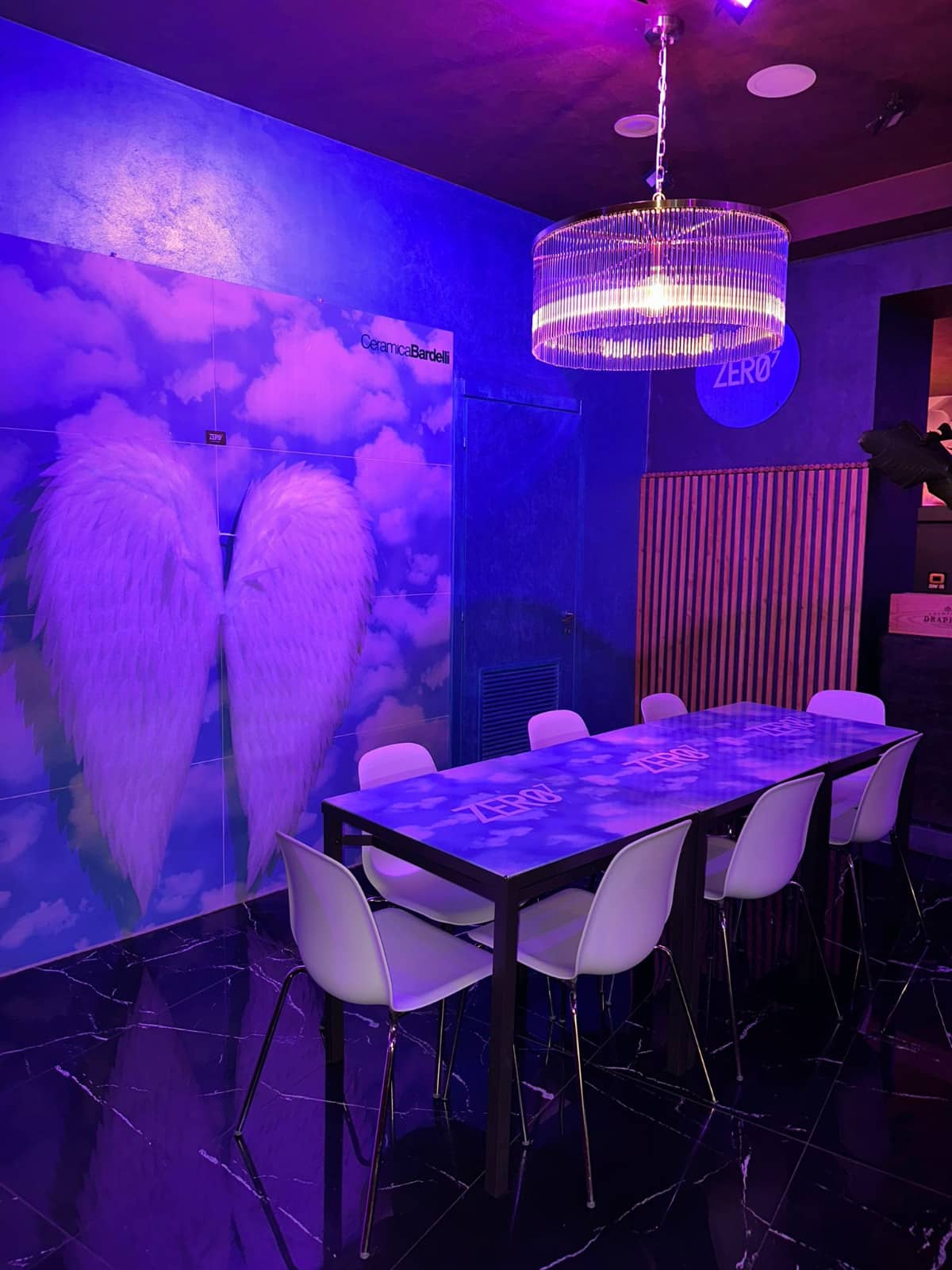 Zero7 Lounge Bar