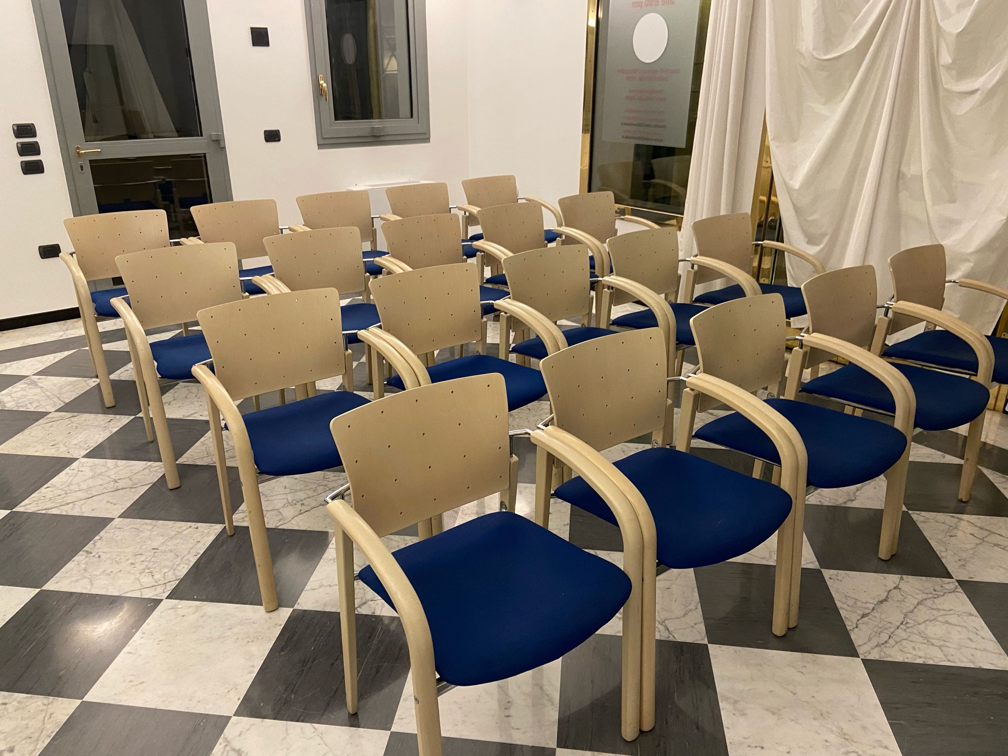 Sala corsi COWO Magenta