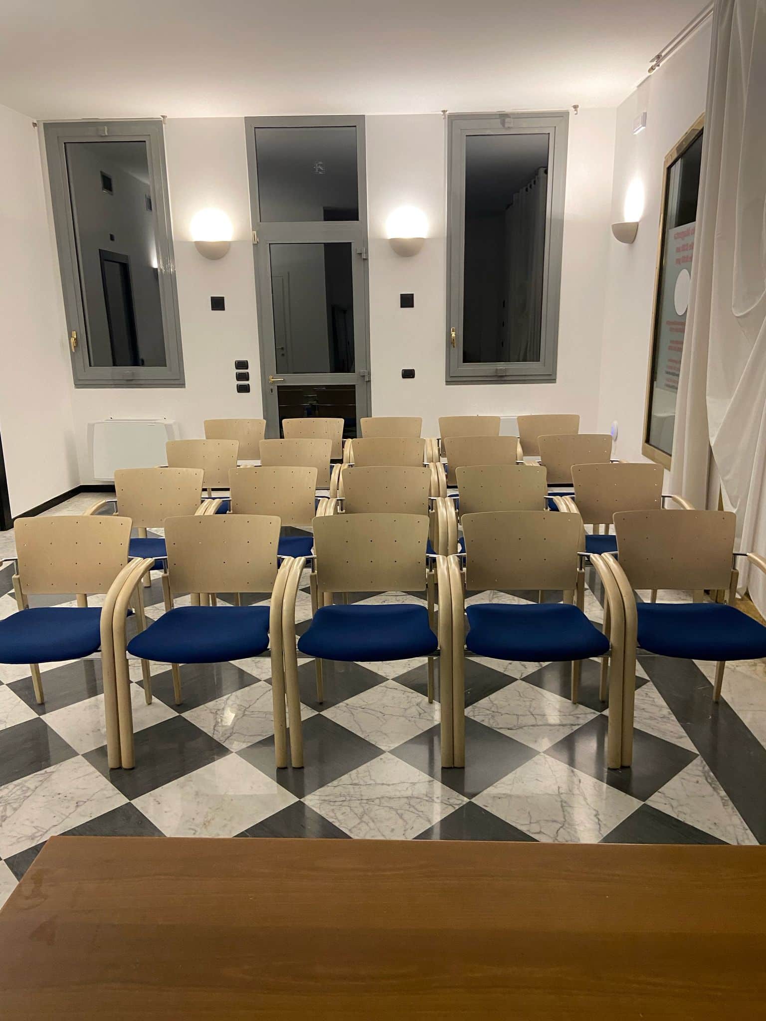 Sala corsi COWO Magenta